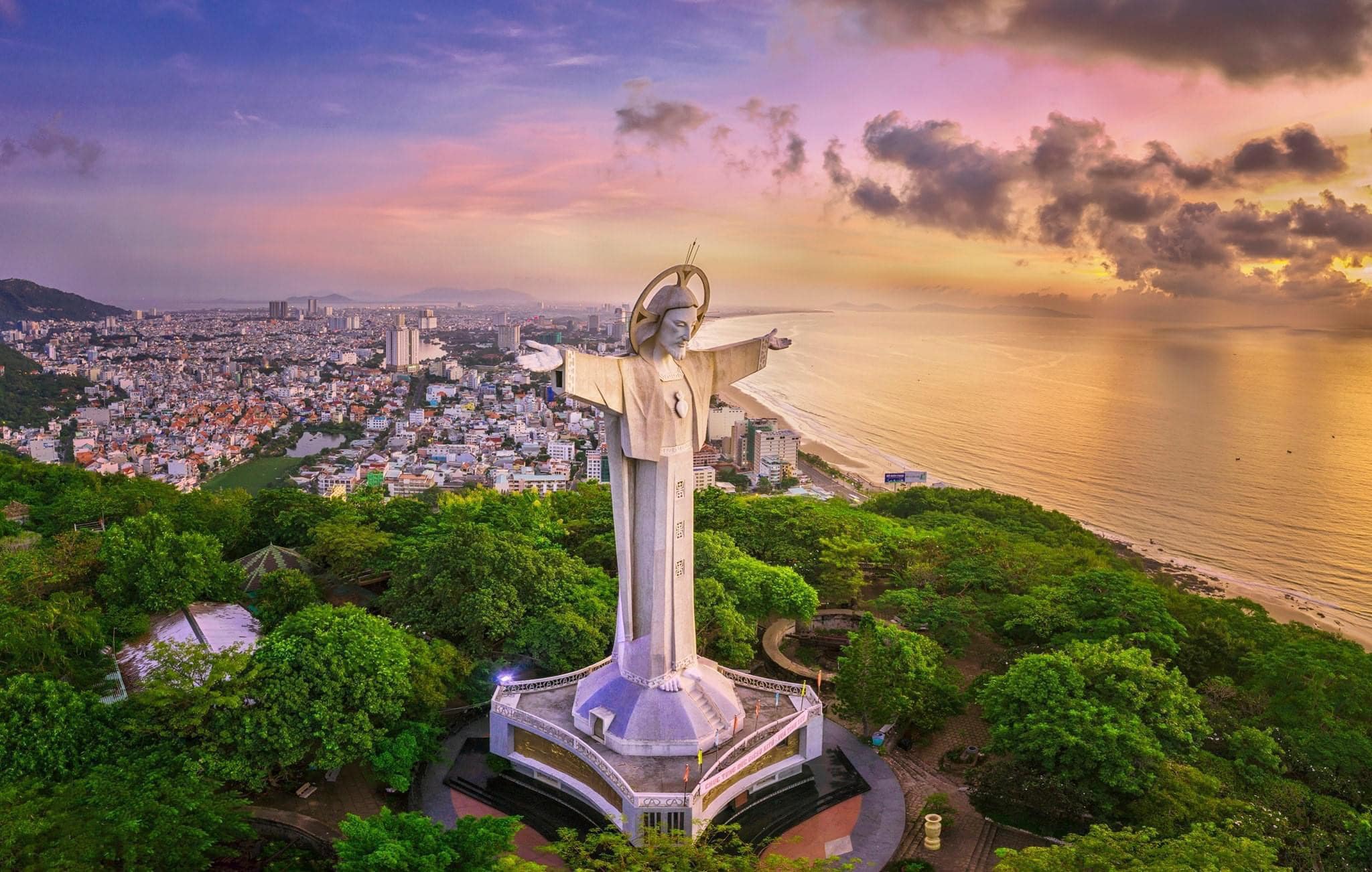 Mui Ne private jeep tour from Vung Tau (1:00am to 1:00pm)