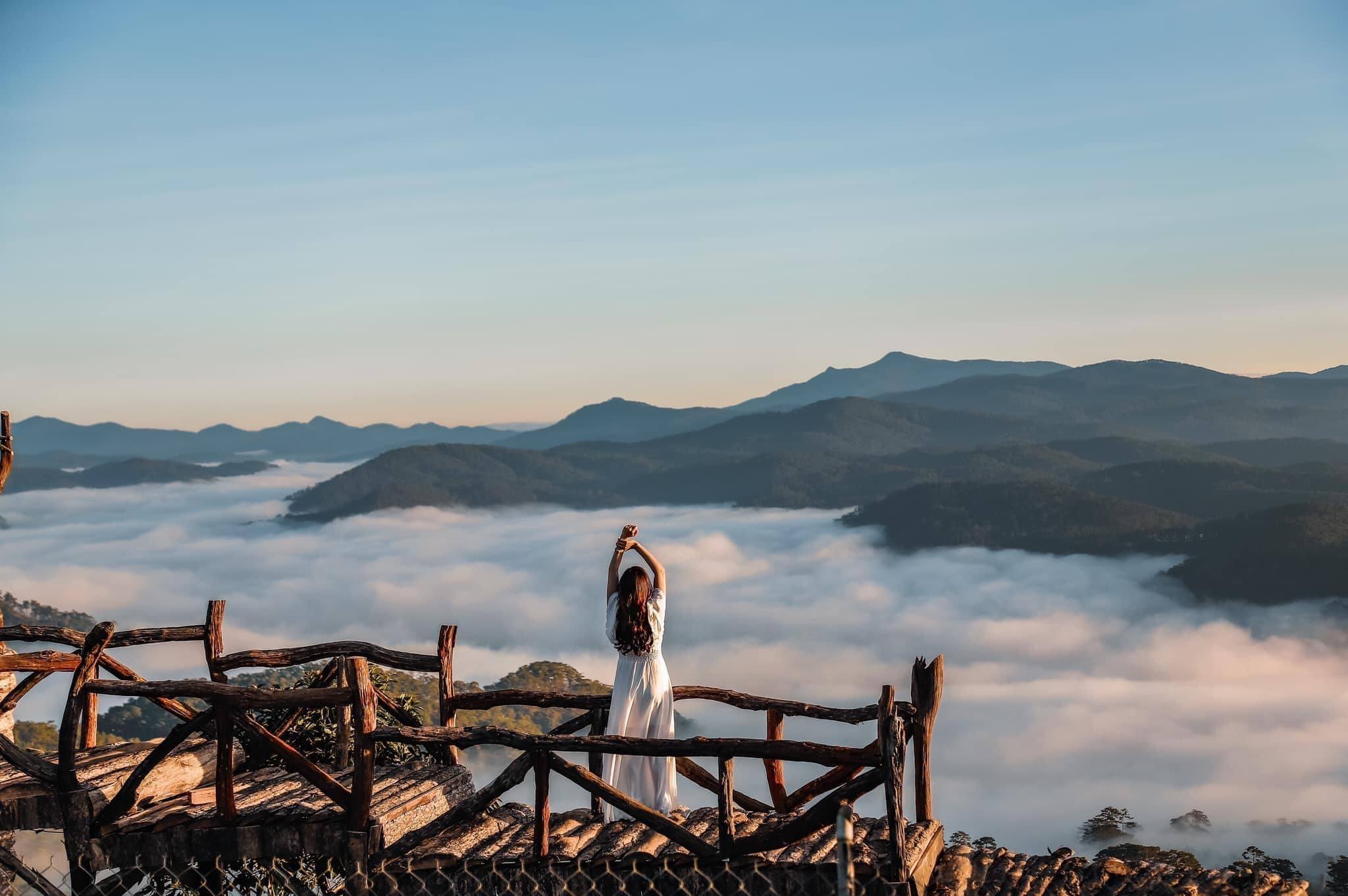 Mui Ne private jeep tour from Da Lat (1:00am to 1:00pm)